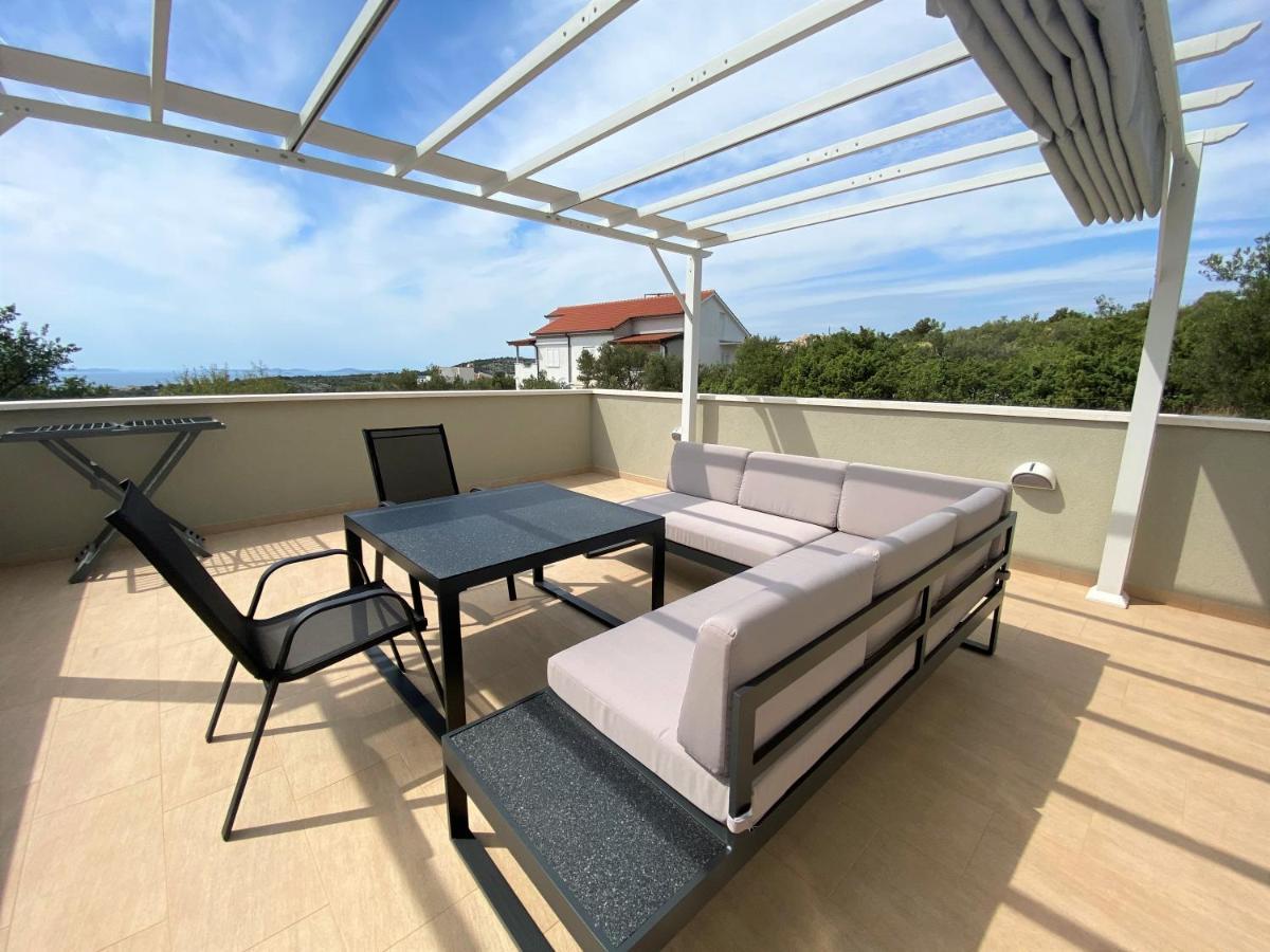 Apartments Carpe Diem Primosten Luaran gambar