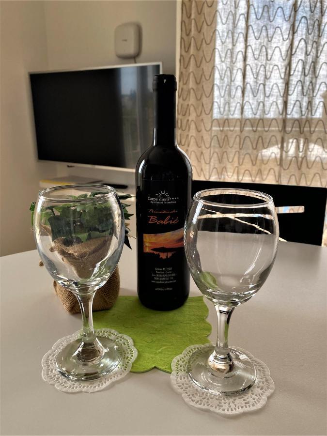 Apartments Carpe Diem Primosten Luaran gambar