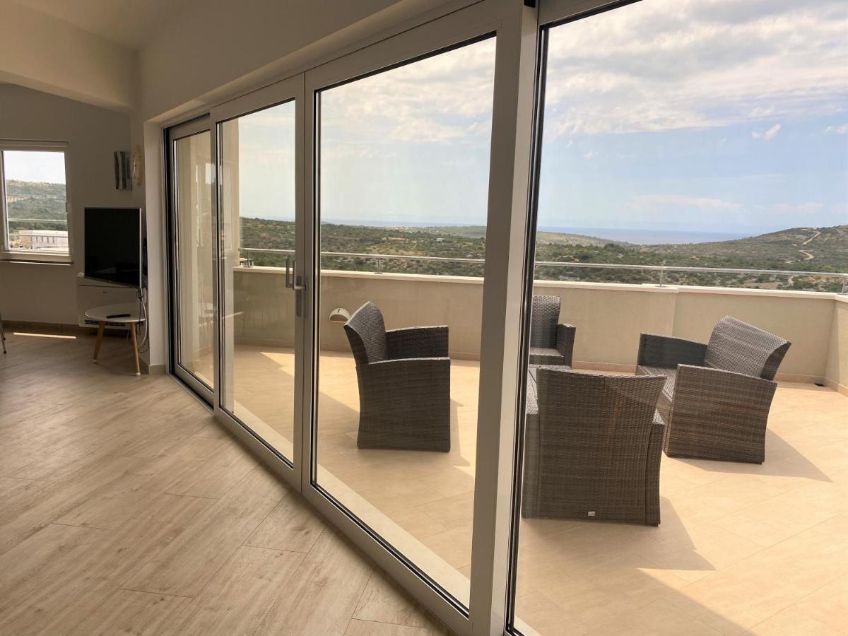 Apartments Carpe Diem Primosten Luaran gambar