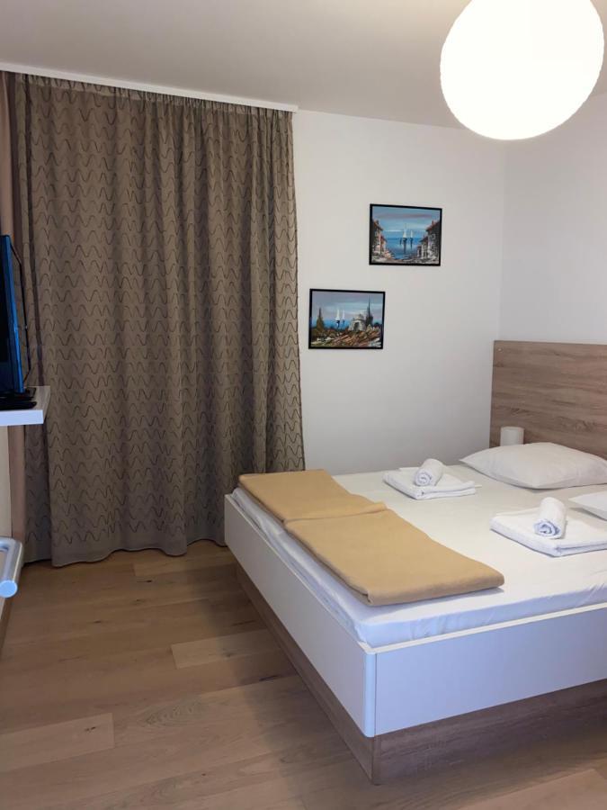 Apartments Carpe Diem Primosten Luaran gambar