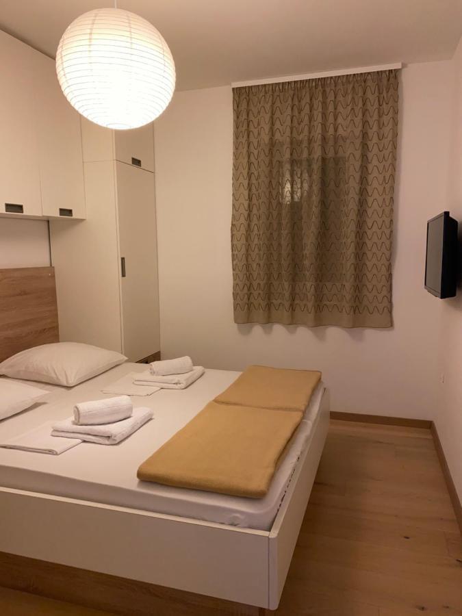 Apartments Carpe Diem Primosten Luaran gambar