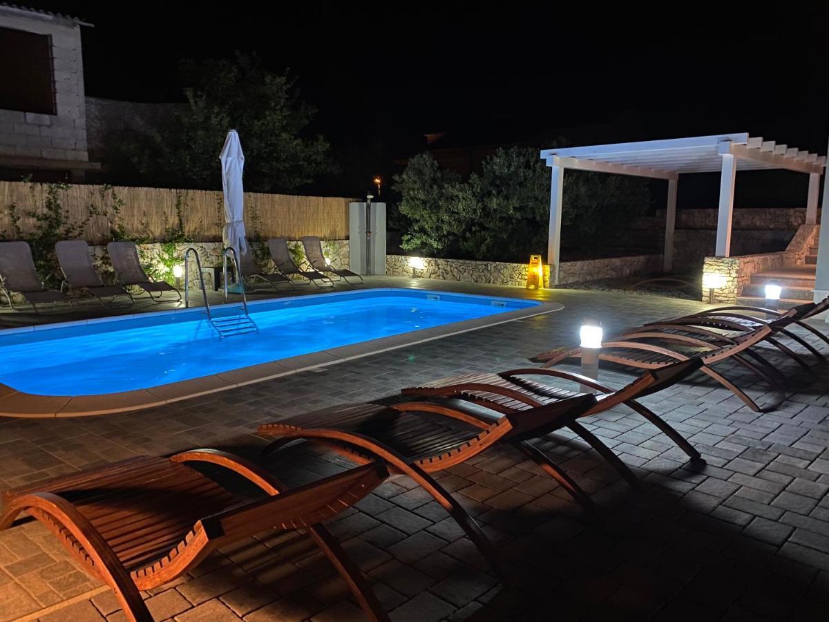 Apartments Carpe Diem Primosten Luaran gambar