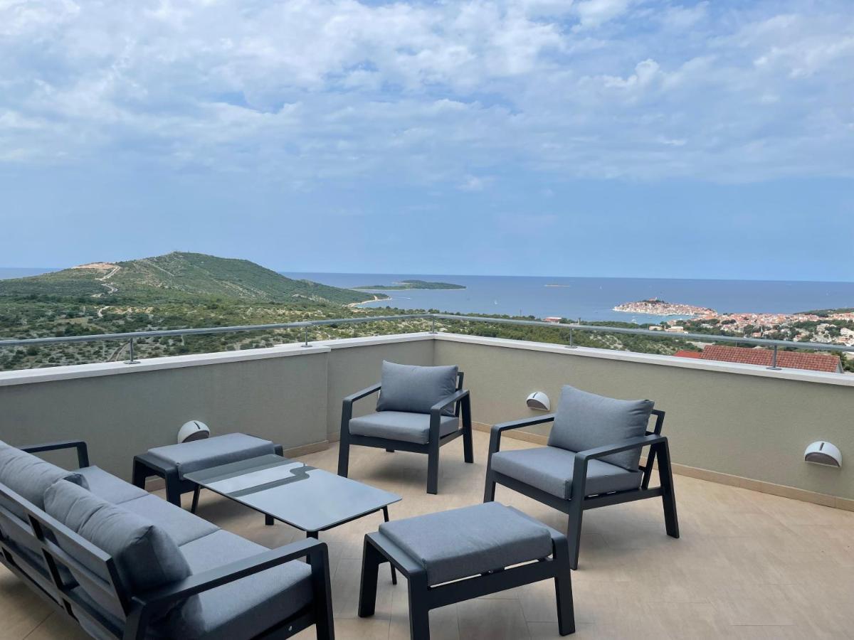 Apartments Carpe Diem Primosten Luaran gambar