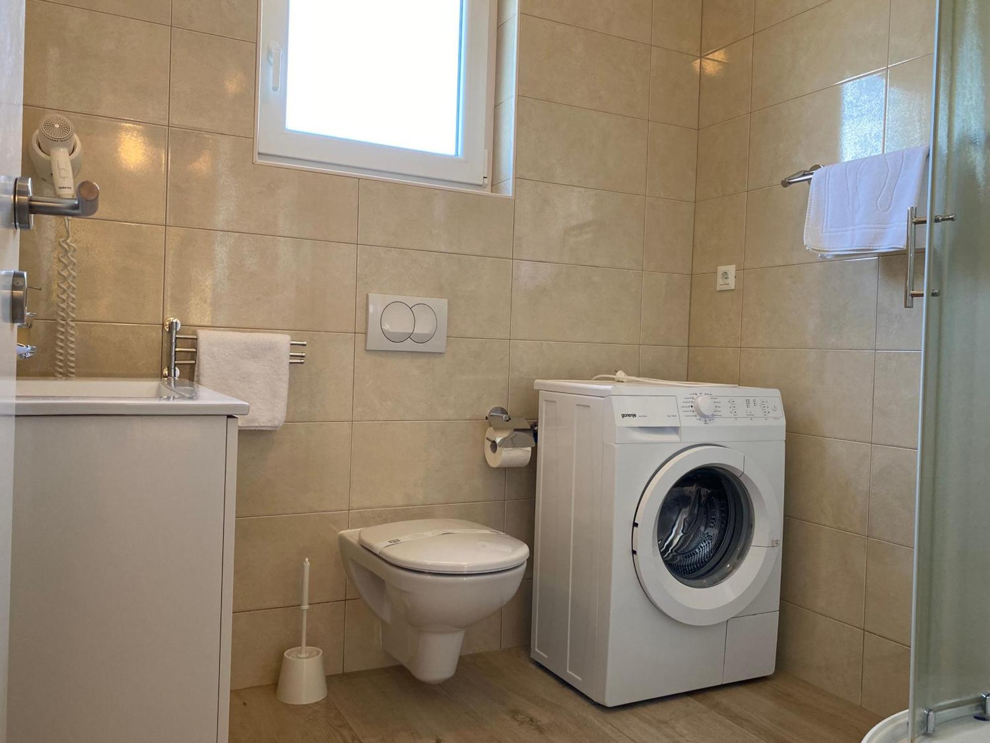 Apartments Carpe Diem Primosten Bilik gambar